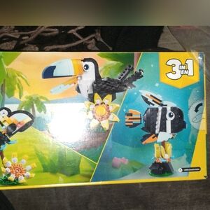 Lego 3-in-1 Tropical Bird Set - Black, White, Orange